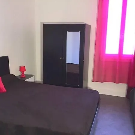 Lejlighed Votre Pelerinage En Grande Chambre A